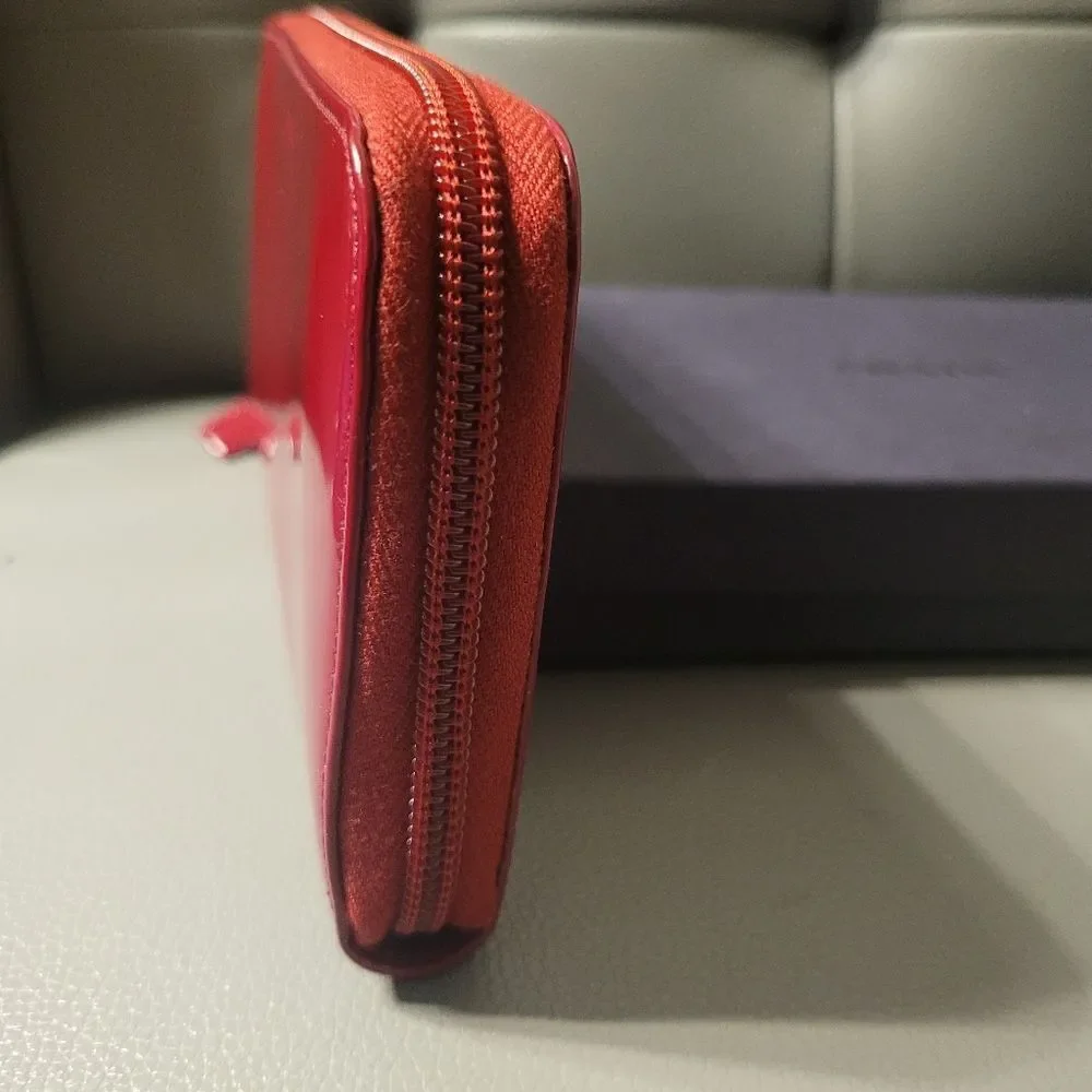 Prada Red Leather Wallet. - Picture 5 of 9
